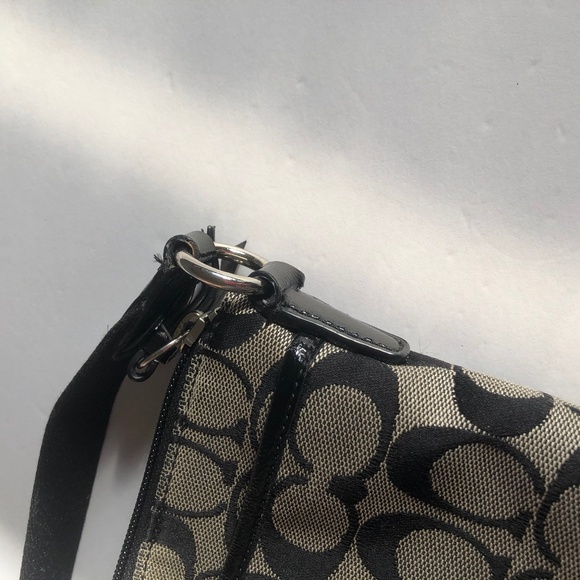 Coach ✦ monogram crossbody bag - Picture 3 of 5